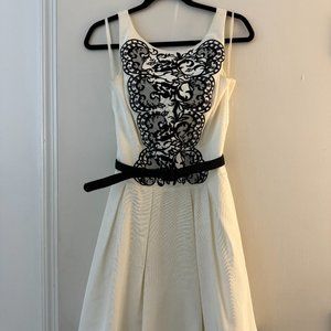 Like New White House Black Market Cocktail Dress | US 4 | Formal | Holiday Party